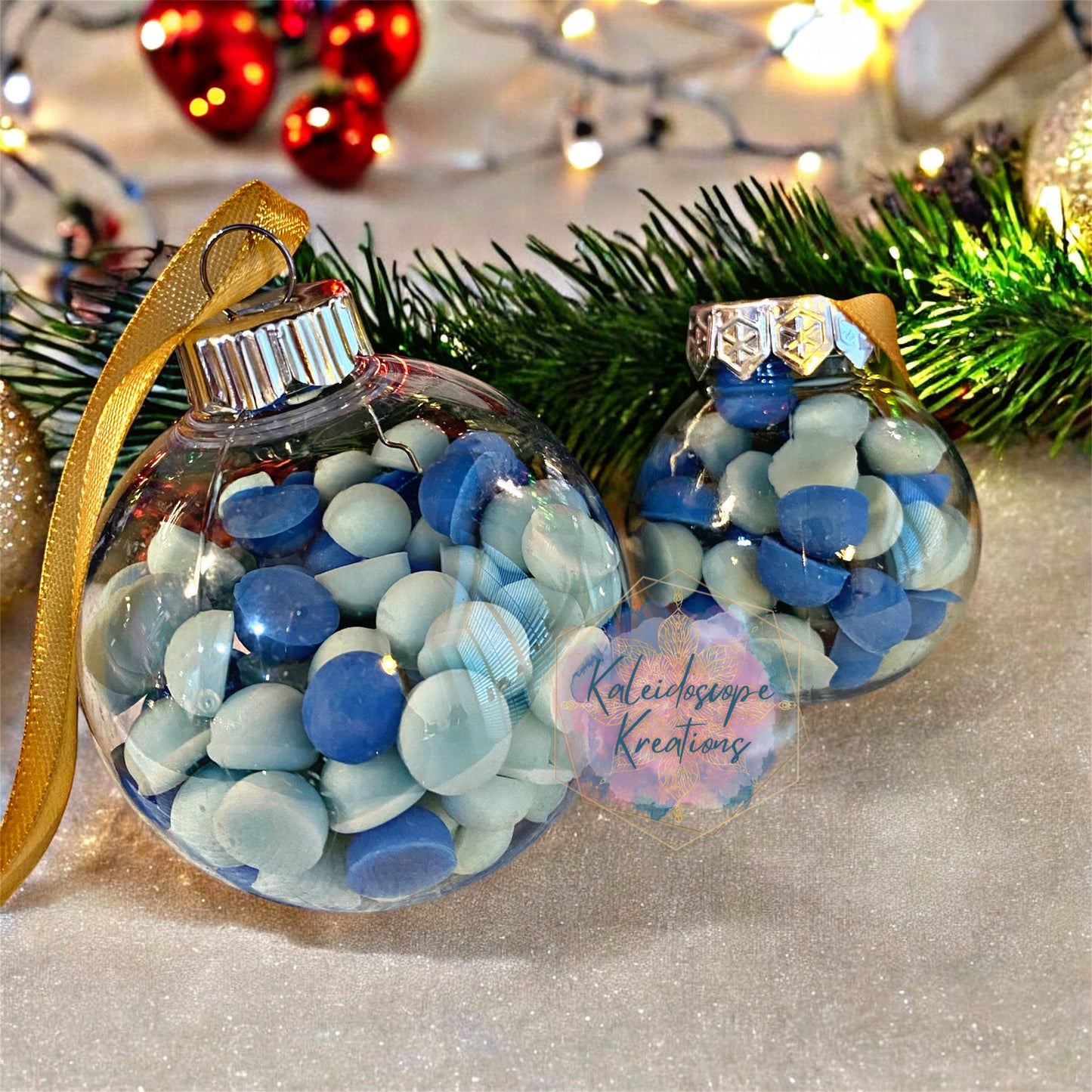 Ornament Filled With Clean Cotton Scented Wax Scoopies