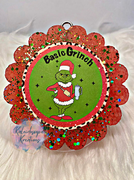 Basic Grinch Scalloped Cardstock Car Freshener