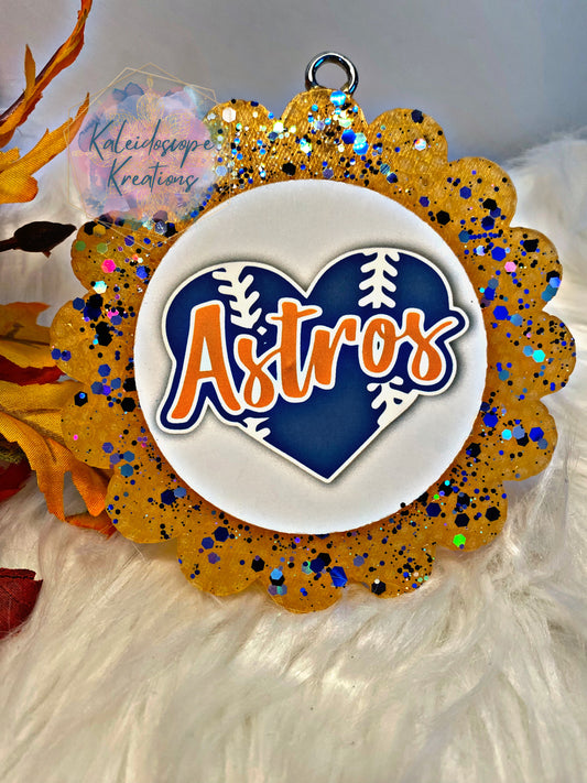 Scalloped Stros Cardstock Freshener